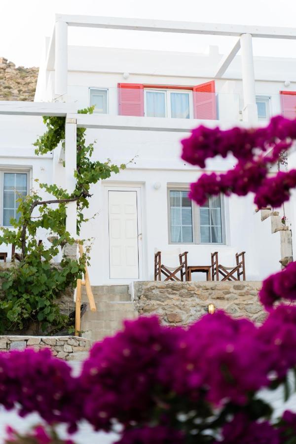 Rhenia Hotel Tourlos Exterior photo