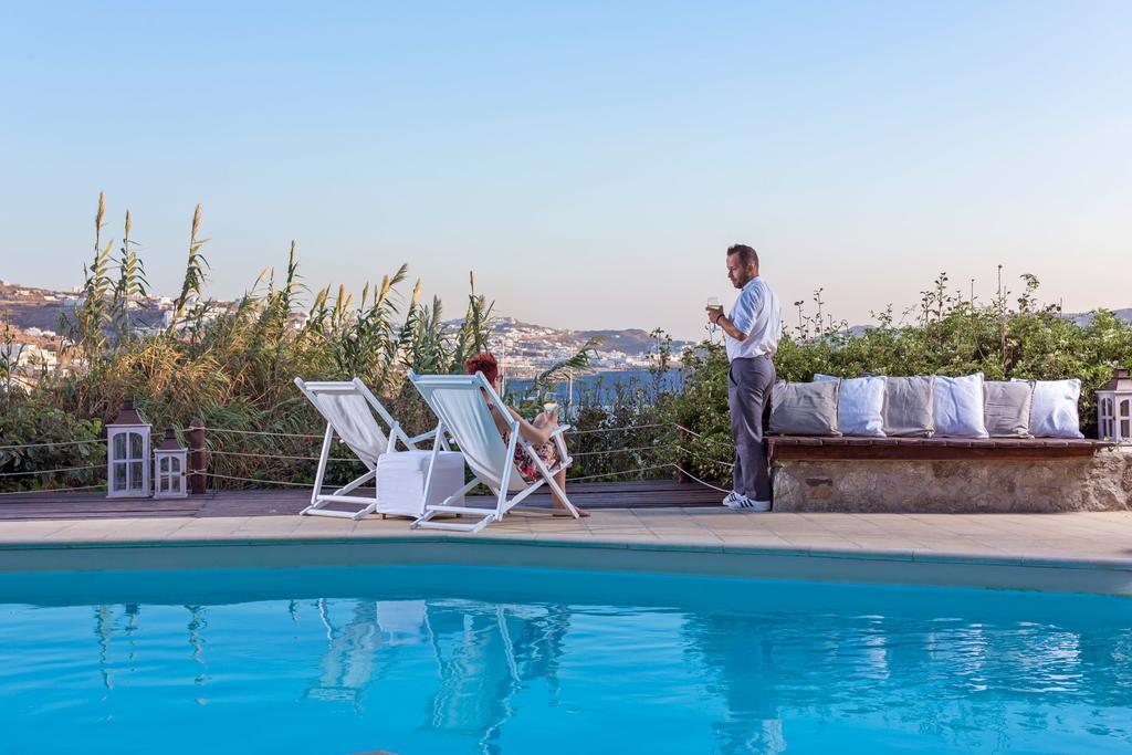 Rhenia Hotel Tourlos Exterior photo