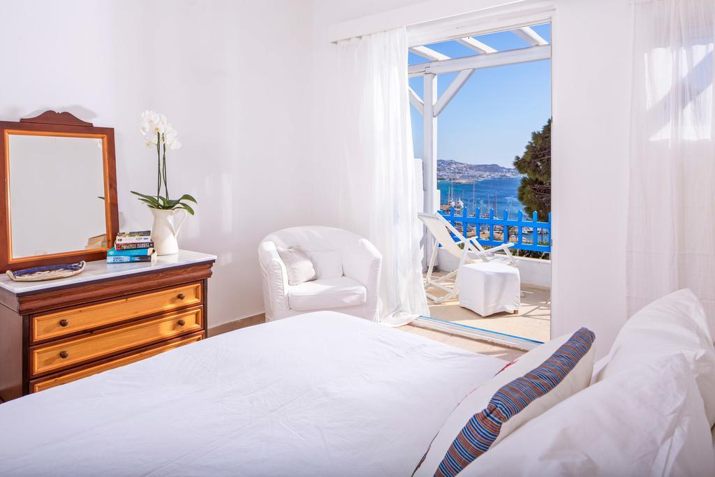 Rhenia Hotel Tourlos Exterior photo
